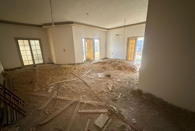 8405341 - Property Image 2