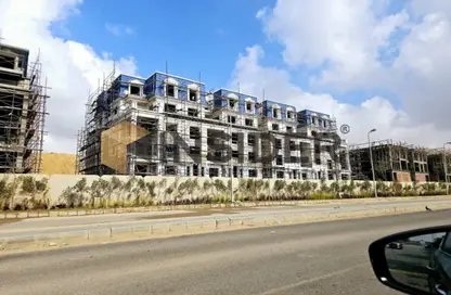 Apartment - 3 Bedrooms - 3 Bathrooms for sale in Mountain View 1.1 - 5th Settlement Compounds - The 5th Settlement - New Cairo City - Cairo