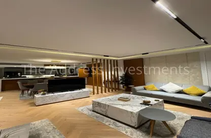 Apartment - 3 Bedrooms - 3 Bathrooms for sale in Mivida - 5th Settlement Compounds - The 5th Settlement - New Cairo City - Cairo