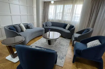 Apartment - 5 Bedrooms - 3 Bathrooms for sale in Al Rehab - New Cairo City - Cairo