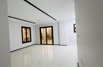 Apartment - 2 Bedrooms - 1 Bathroom for sale in El Rehab Extension - Al Rehab - New Cairo City - Cairo