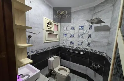Apartment - 3 Bedrooms - 2 Bathrooms for rent in Zahraa El Maadi - Hay El Maadi - Cairo