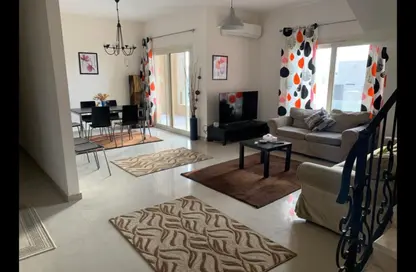 (بنتهاوس  (روف - 3 غرف نوم - 3 حمامات للايجار في ذا فيلدج - المستثمرين الجنوبية - مدينة القاهرة الجديدة - القاهرة