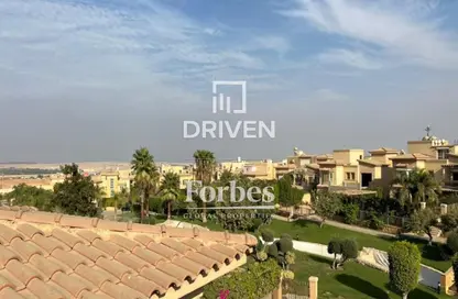 فيلا - 4 غرف نوم - 5 حمامات للبيع في ميدوز بارك - كمبوندات الشيخ زايد - الشيخ زايد - الجيزة