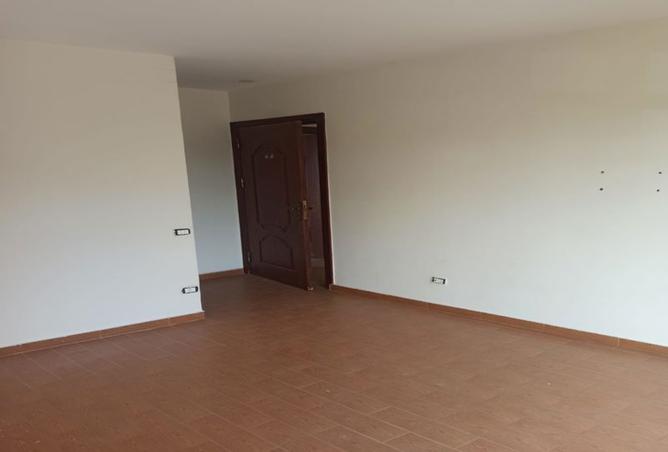 8206432 - Property Image 3