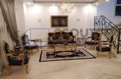 Villa - 6 Bedrooms - 4 Bathrooms for sale in Al Shorouk Road - 1st Neighborhood - 8th District - Shorouk City - Cairo