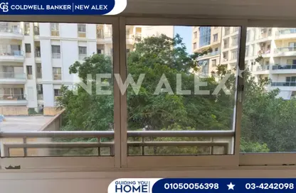 Apartment - 4 Bedrooms - 2 Bathrooms for sale in Kafr Abdo - Roushdy - Hay Sharq - Alexandria
