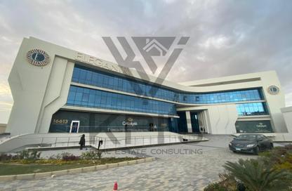 عيادة - استوديو - 1 حمام للبيع في اليجانتري - الحي الاول - التجمع الخامس - مدينة القاهرة الجديدة - القاهرة