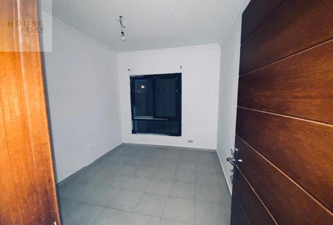 8214700 - Property Image 3