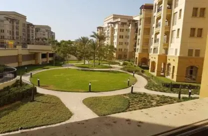 Apartment - 2 Bedrooms - 2 Bathrooms for sale in Fountain Side - Uptown Cairo - Mokattam - Cairo