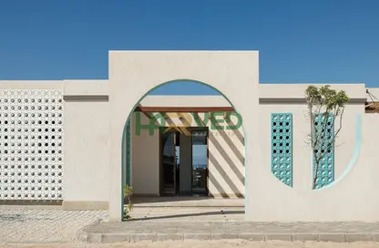 Chalet - 2 Bedrooms - 2 Bathrooms for sale in Beit Al Bahr - Sidi Heneish - North Coast
