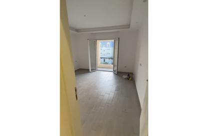 Apartment - 3 Bedrooms - 2 Bathrooms for sale in Hyde Park - 5th Settlement Compounds - The 5th Settlement - New Cairo City - Cairo