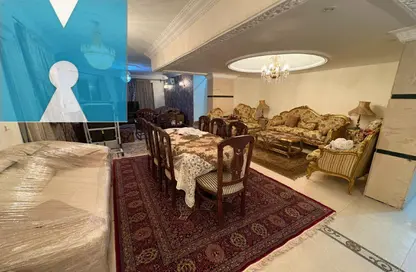 شقة - 3 غرف نوم - 2 حمامات للبيع في الحي الرابع - الشيخ زايد - الجيزة