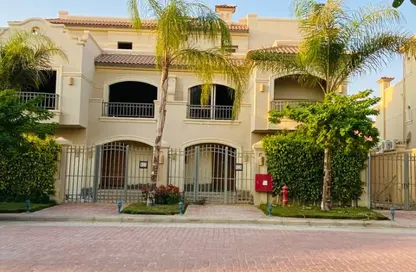 Villa - 3 Bedrooms - 3 Bathrooms for sale in Al Patio 5 East - El Patio - El Shorouk Compounds - Shorouk City - Cairo