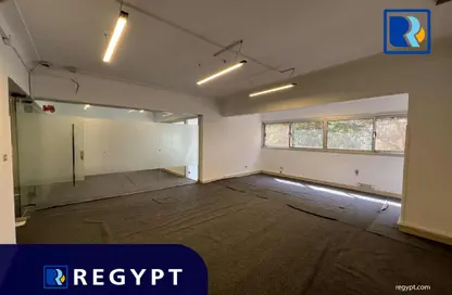 Office Space - Studio - 3 Bathrooms for rent in Degla Square - Degla - Hay El Maadi - Cairo
