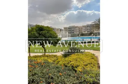 Apartment - 3 Bedrooms - 3 Bathrooms for sale in Galleria Moon Valley - South Investors Area - New Cairo City - Cairo