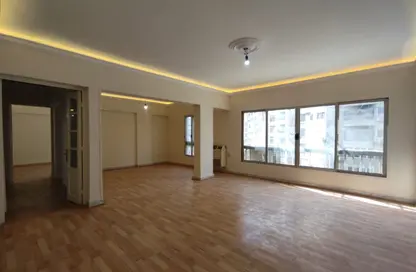 شقة - 3 غرف نوم - 2 حمامات للايجار في دجلة - حي المعادي - القاهرة