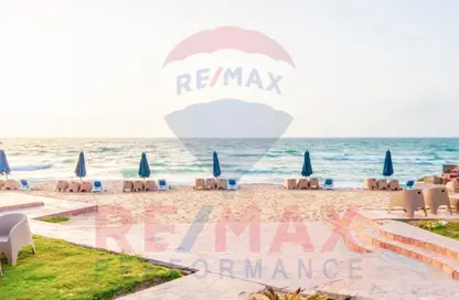 Apartment - 2 Bedrooms - 1 Bathroom for sale in Corniche Al Maamoura - Al Maamoura - Hay Than El Montazah - Alexandria