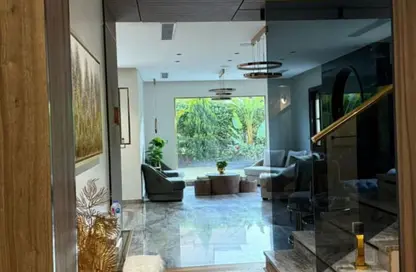 Villa - 5 Bedrooms - 4 Bathrooms for sale in Mivida - 5th Settlement Compounds - The 5th Settlement - New Cairo City - Cairo