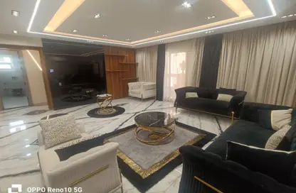 Apartment - 3 Bedrooms - 3 Bathrooms for rent in Emad Al Din Kamel St. - 1st Zone - Nasr City - Cairo