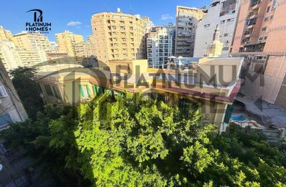 شقة - 3 غرف نوم - 2 حمامات للبيع في شارع عدلي يكن - سان ستيفانو - حي شرق - الاسكندرية
