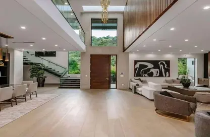 Villa - 5 Bedrooms - 4 Bathrooms for sale in Royal City - Sheikh Zayed Compounds - Sheikh Zayed City - Giza