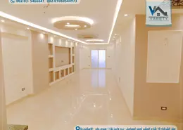 شقة - 3 غرف نوم - 2 حمامات للبيع في شارع حسن باشا طاهر - بولكلي - حي شرق - الاسكندرية