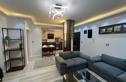 Apartment - 2 Bedrooms - 1 Bathroom for rent in Mohammed Abdel Wahab St. - Rehab City Third Phase - Al Rehab - New Cairo City - Cairo