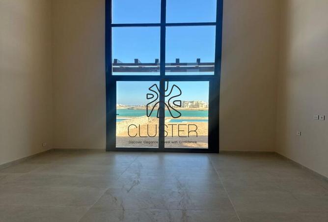 8215024 - صورة العقار 2