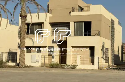 Townhouse - 3 Bedrooms - 4 Bathrooms for sale in Palm Hills New Cairo - 5th Settlement Compounds - The 5th Settlement - New Cairo City - Cairo