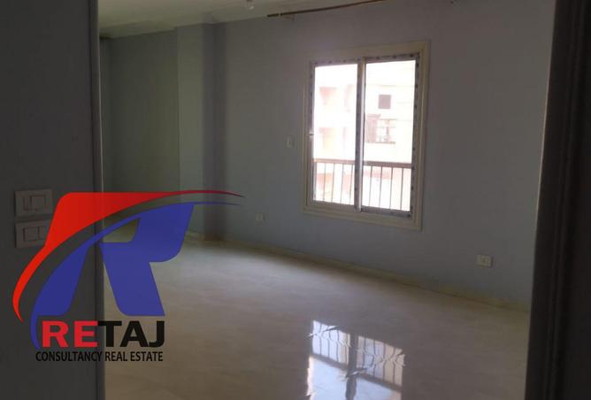 8253272 - Property Image 2