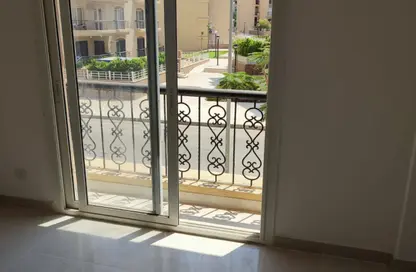 Apartment - 2 Bedrooms - 1 Bathroom for sale in El Rehab Extension - Al Rehab - New Cairo City - Cairo