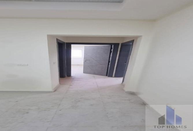 8233858 - صورة العقار 3