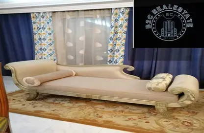 شقة - 3 غرف نوم - 2 حمامات للايجار في شارع الدقي - الدقي - الجيزة