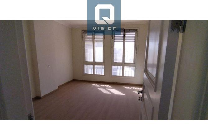 8174850 - Property Image 3