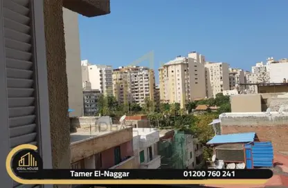 شقة - 3 غرف نوم - 1 حمام للايجار في شارع السيدة سكينة إبنت الحسين - كفر عبده - رشدي - حي شرق - الاسكندرية