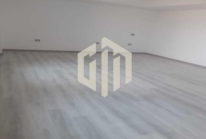 8092277 - Property Image 3