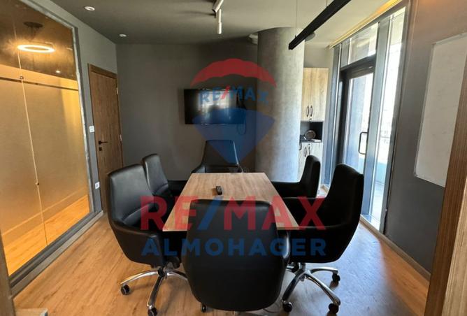 8081160 - Property Image 3