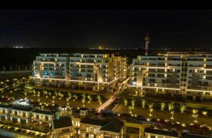 Apartment - 2 Bedrooms - 3 Bathrooms for sale in Mountain View iCity - 5th Settlement Compounds - The 5th Settlement - New Cairo City - Cairo