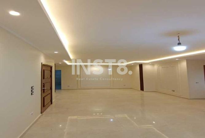 8388946 - Property Image 2