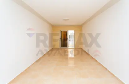 شقة - 3 غرف نوم - 1 حمام للبيع في سيدي جابر - حي شرق - الاسكندرية