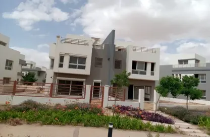 Twin House - 4 Bedrooms - 5 Bathrooms for sale in Hyde Park - New Cairo City - Cairo