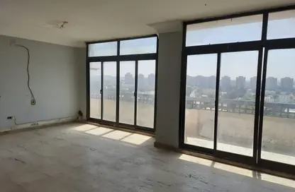 Apartment - 3 Bedrooms - 2 Bathrooms for rent in El Khalifa El Maamoun St. - Roxy - Heliopolis - Masr El Gedida - Cairo