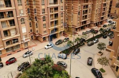 Apartment - 3 Bedrooms - 3 Bathrooms for sale in Maadi Gardens - Maadi - Hay El Maadi - Cairo