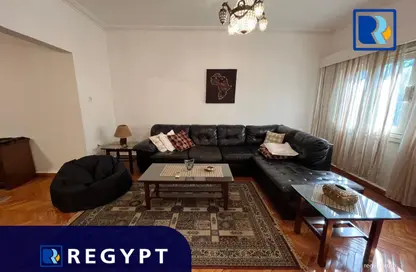 Apartment - 2 Bedrooms - 1 Bathroom for rent in Al Malek El Fadl St. - Zamalek - Cairo