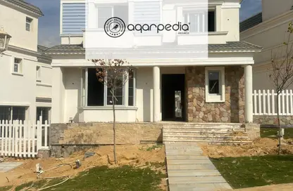 Villa - 3 Bedrooms - 3 Bathrooms for sale in Mountain View iCity - 5th Settlement Compounds - The 5th Settlement - New Cairo City - Cairo