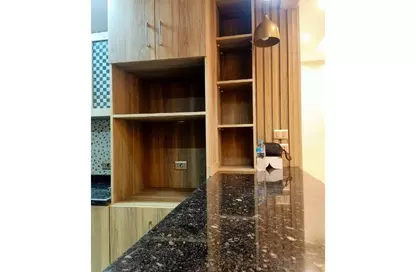 شقة - 3 غرف نوم - 2 حمامات للبيع في شارع فيصل عكاشه - الطالبية - فيصل - حي الهرم - الجيزة