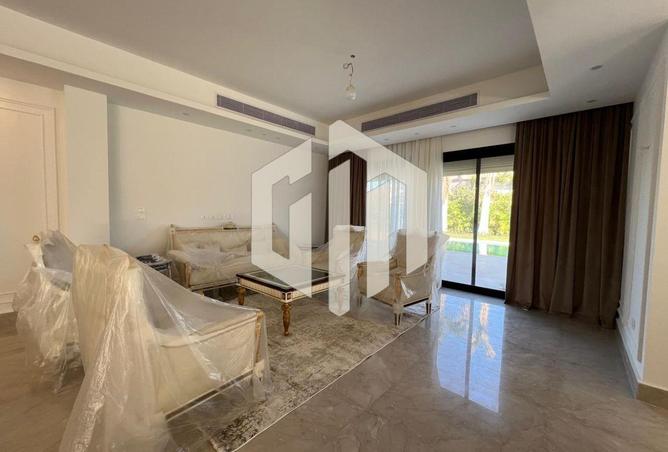 8370233 - Property Image 2