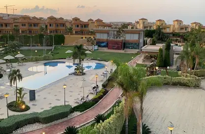 Villa - 6 Bedrooms - 6 Bathrooms for sale in Jeera - 13th District - Sheikh Zayed City - Giza