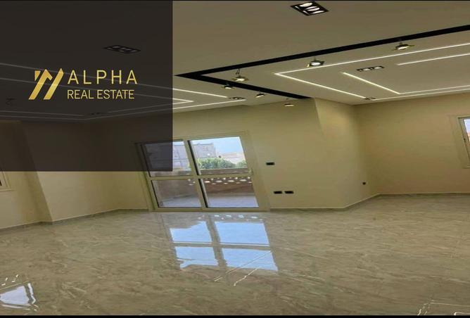 8311760 - Property Image 2